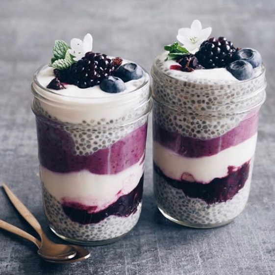 Chia kokos parfait